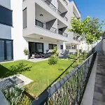 Zelenka Luxury Apartment